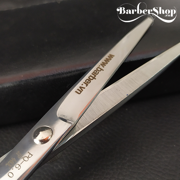 Kéo cắt tóc Barber KAI JAPAN 604 Kéo cắt tóc Barber KAI JAPAN 604