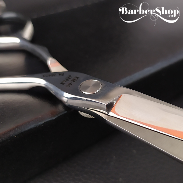 Kéo cắt tóc Barber KAI KM - 60 Kéo cắt tóc Barber KAI KM - 60