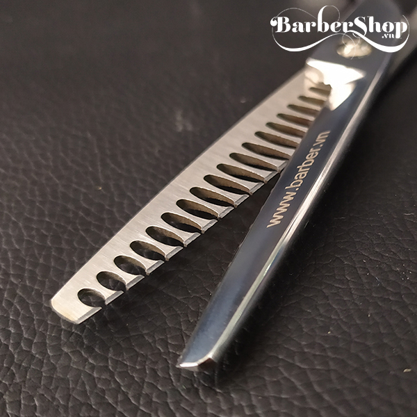 Kéo tỉa tóc răng thưa Barber 625 - 18 răng Kéo tỉa tóc răng thưa Barber 625 - 18 răng