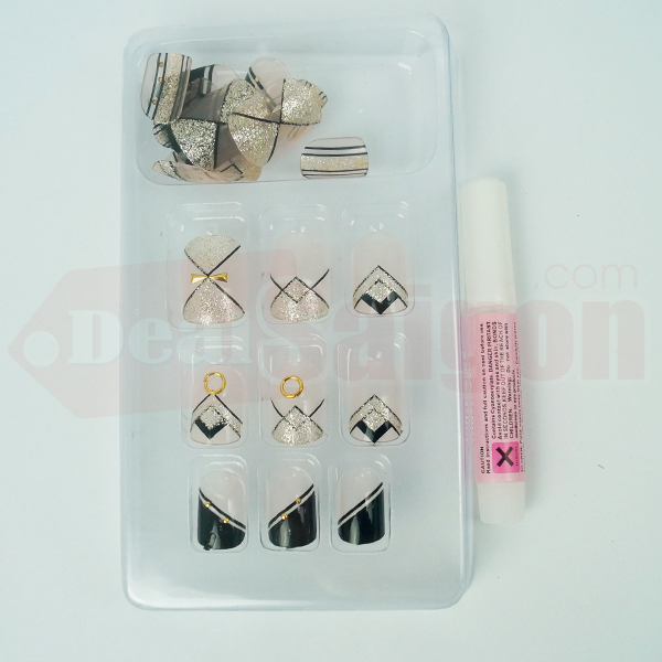 Bộ 24 móng giả trang trí C16	 Bộ 24 móng giả trang trí C16